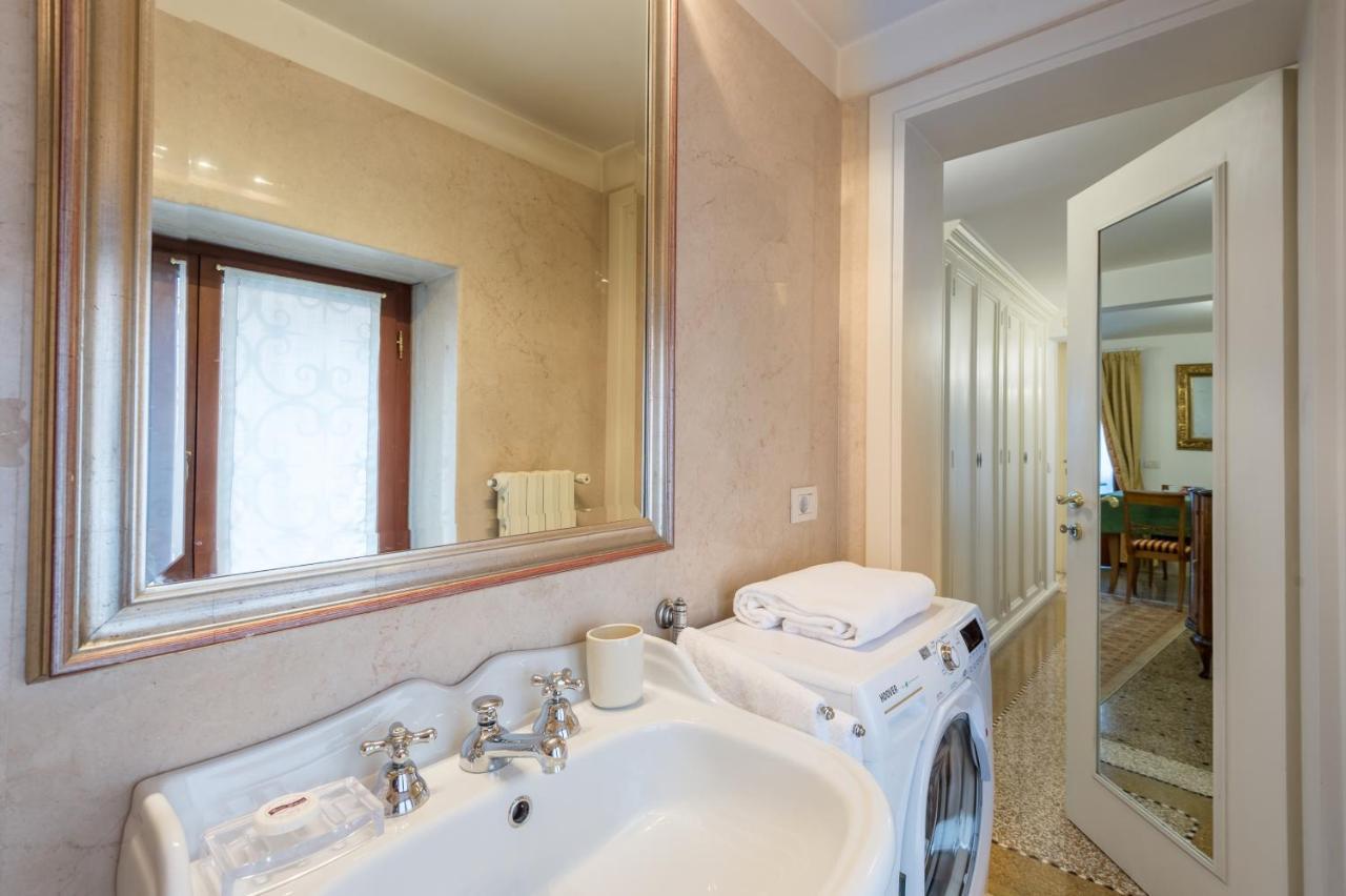 Apartment Ca' Dei Cuori On The Grand Canal Venedig